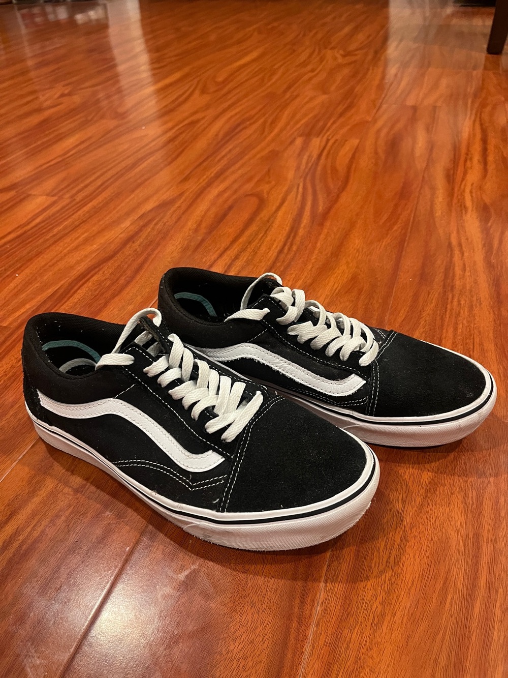 Classic Black & White Vans Old Skool Low-Top Sneakers - Men’s Size 9.5